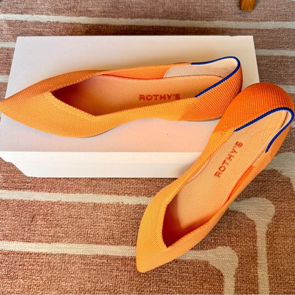*NWOT* Rothy's Pointed Flats - Picture 2 of 5